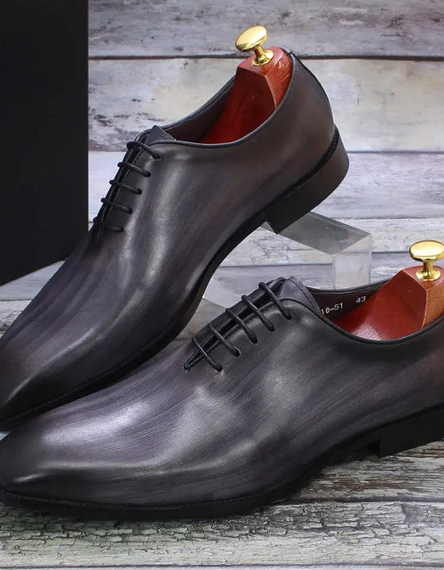 Load image into Gallery viewer, Men&#39;s Leather Oxford Shoes
